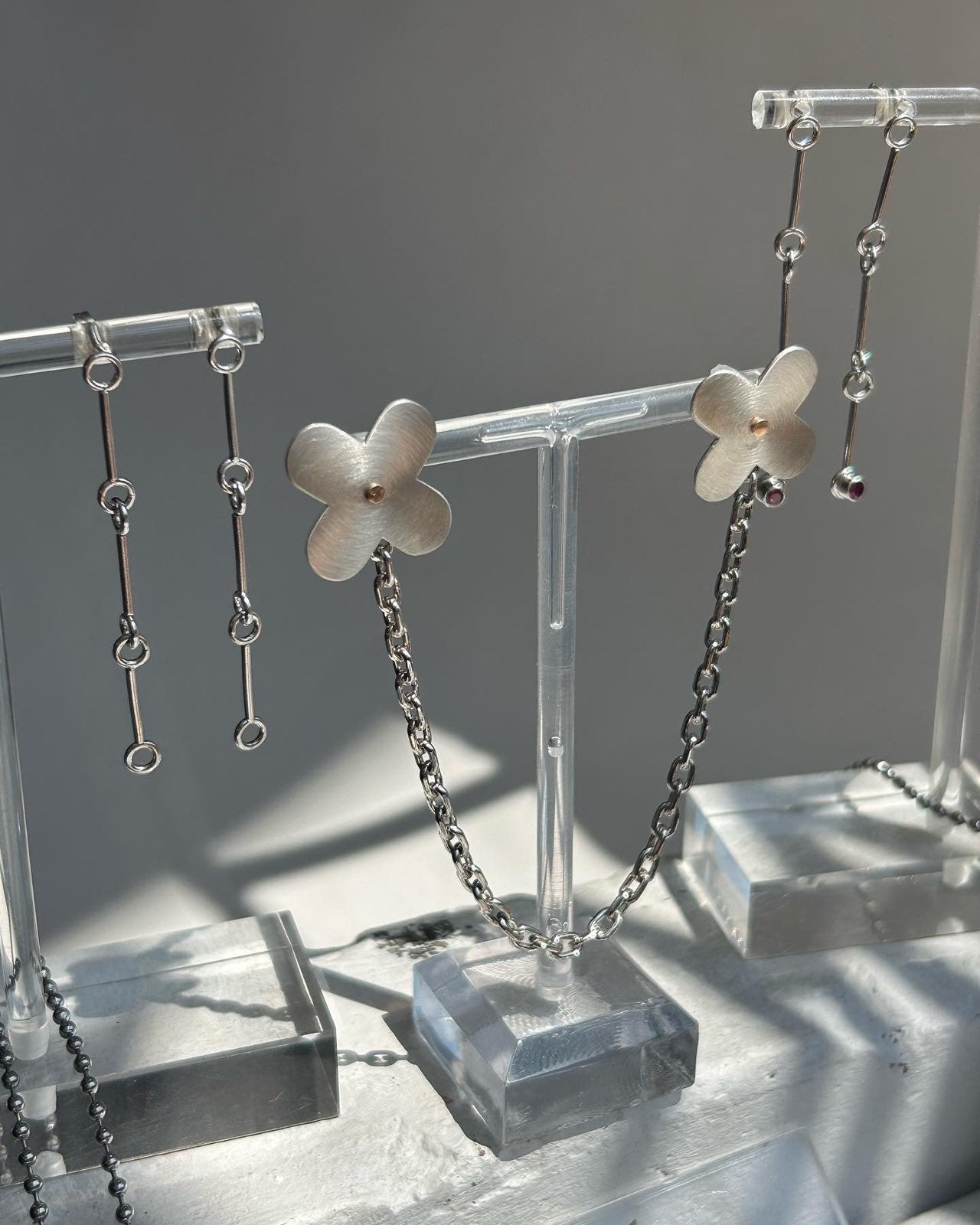 X Collar Pin