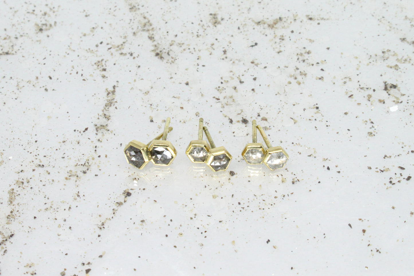 Salt and Pepper Diamond Hex Sutds