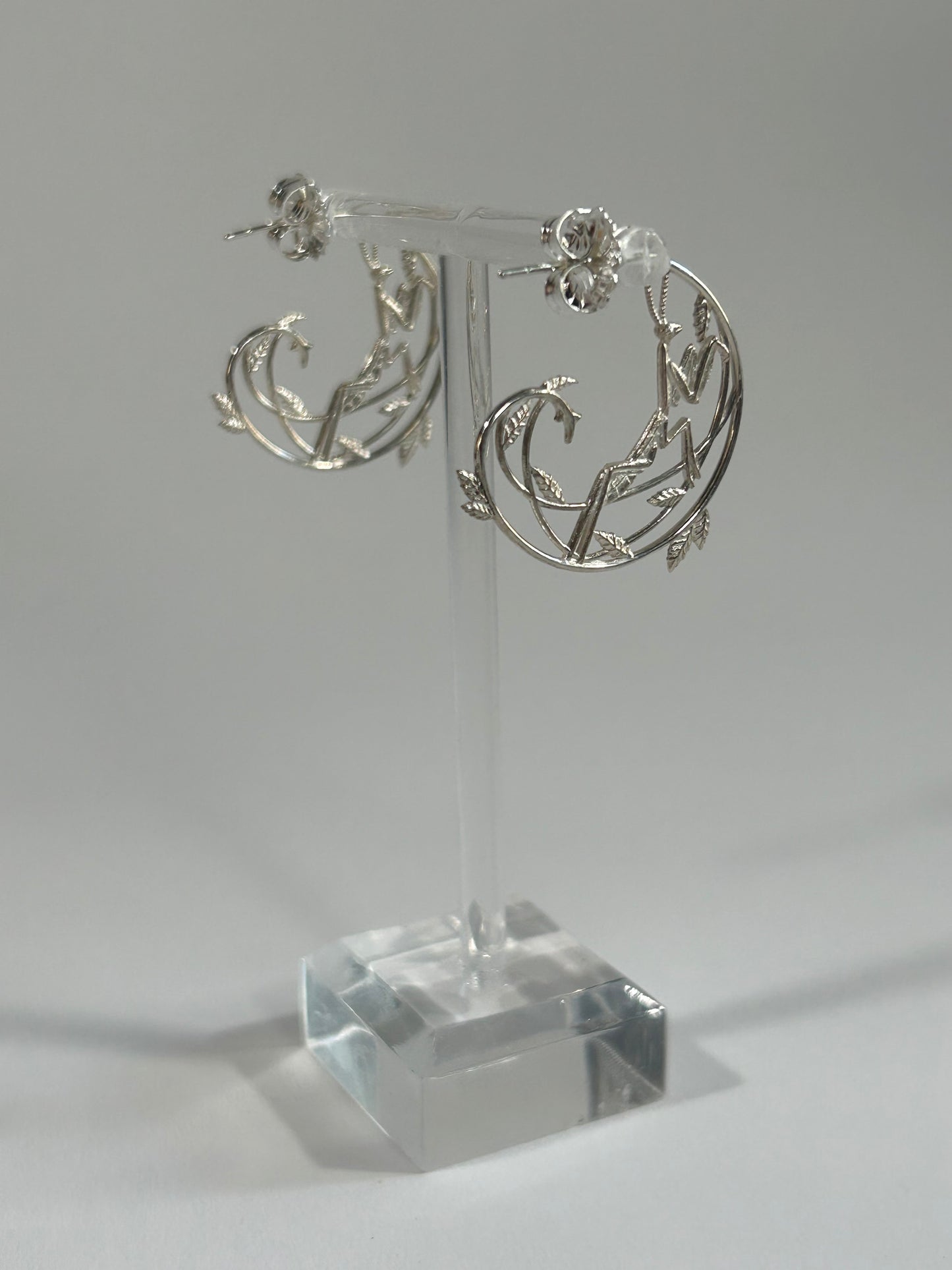Mantis Hoops