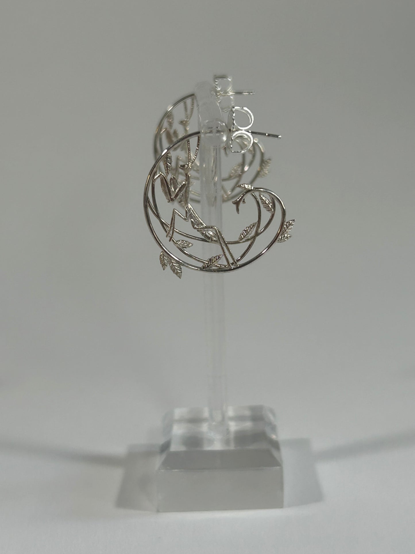 Mantis Hoops