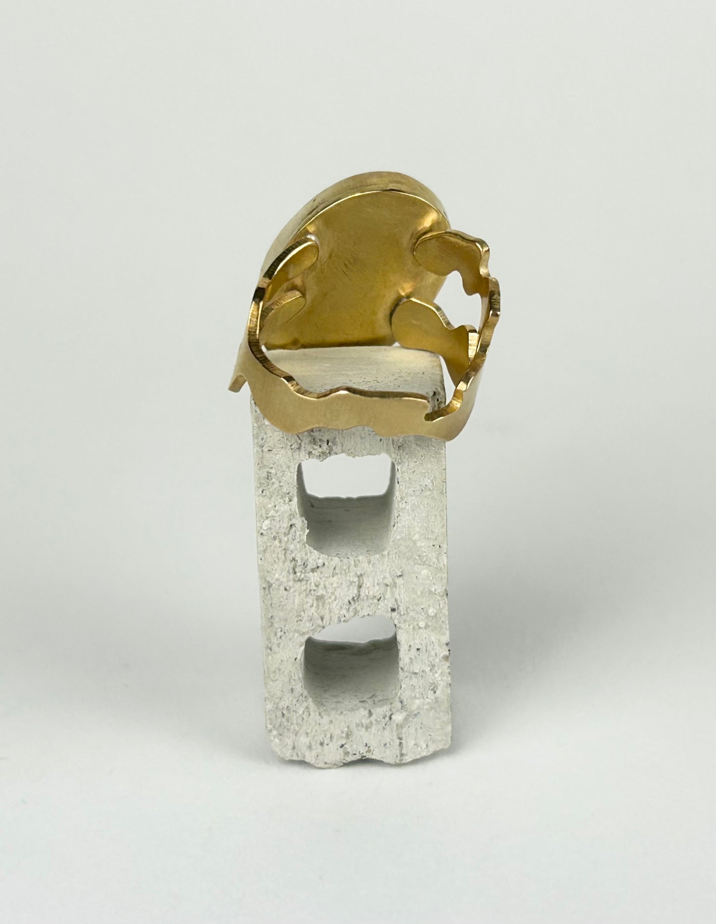 Scolectite Slanted Ring