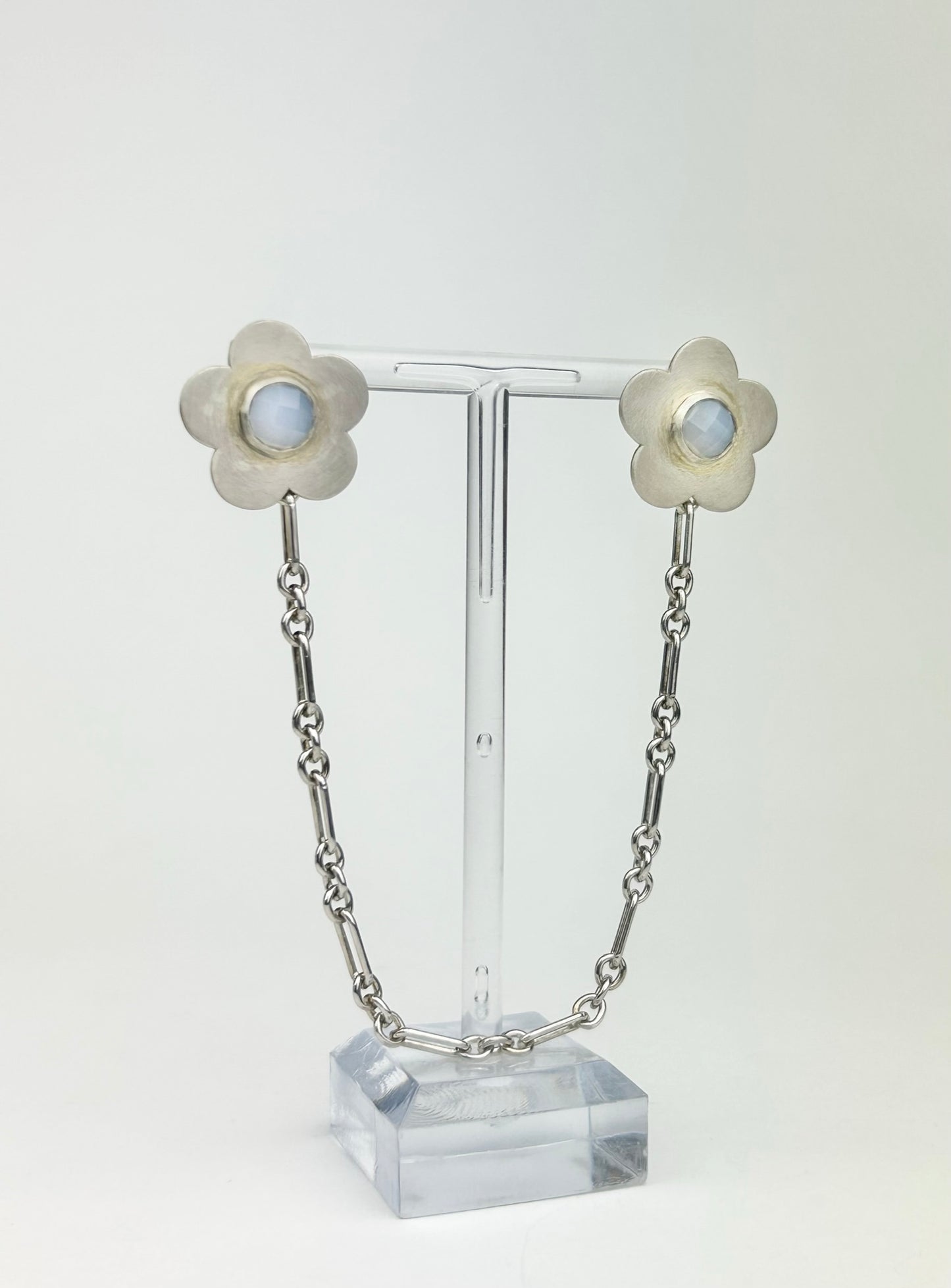 Flower Collar Pin
