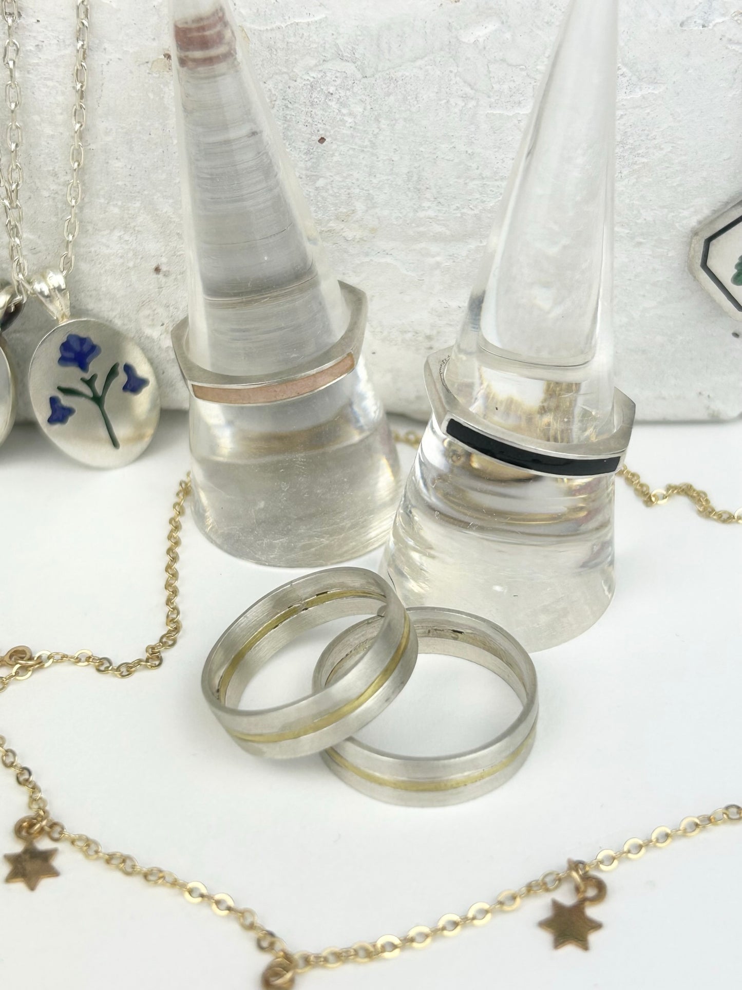 Geometric Enamel Band
