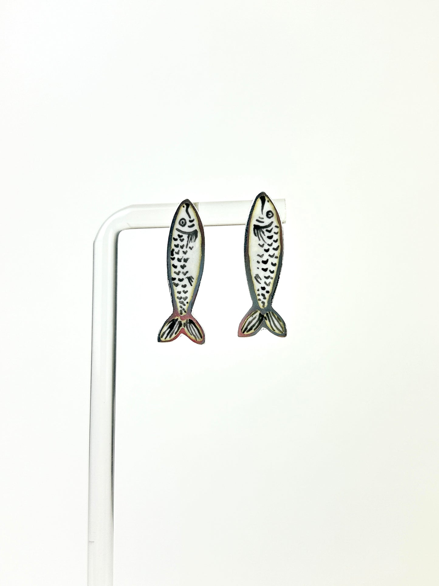 Sardine Studs