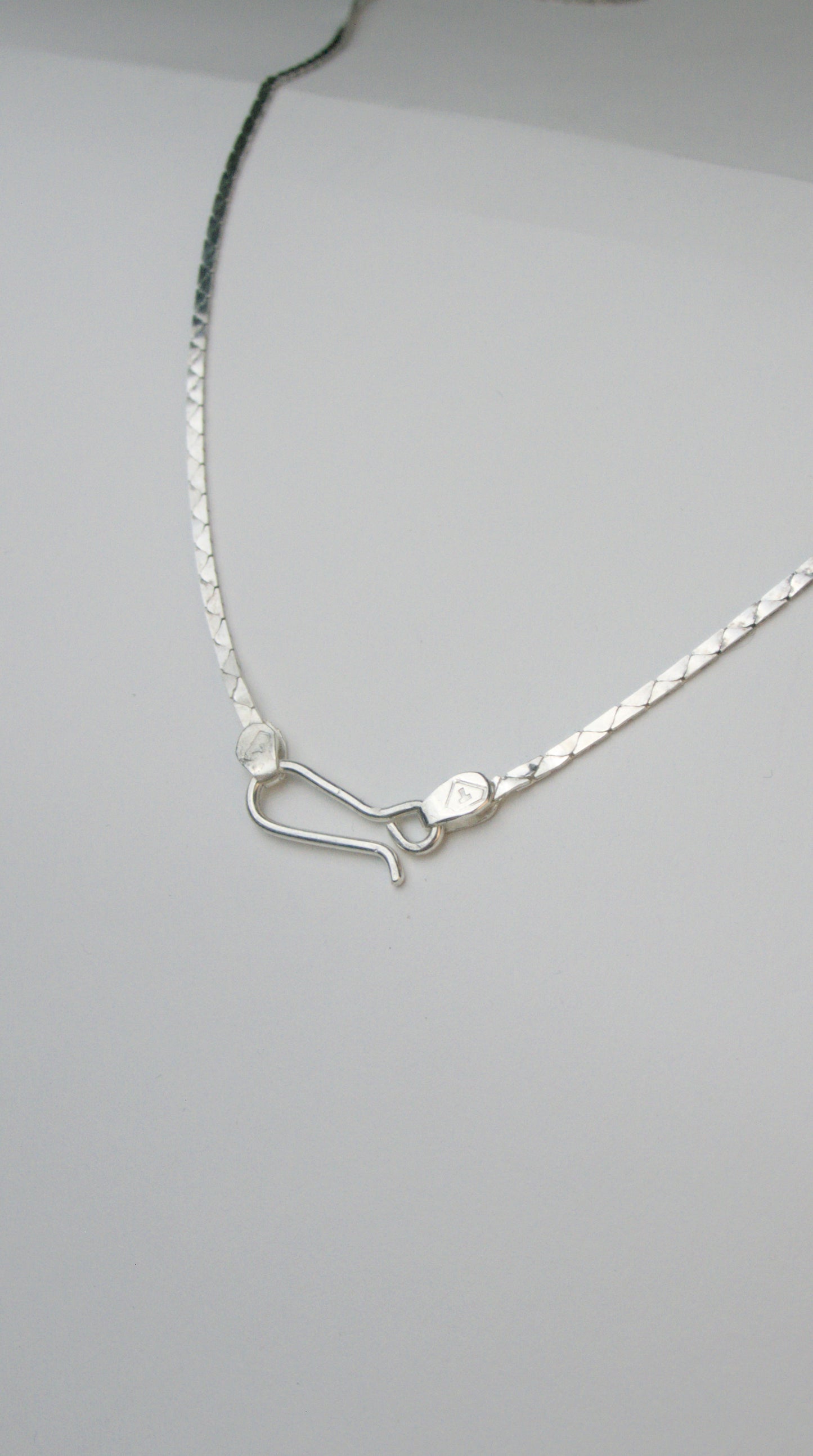 JY 1.5x.7mm triangle chain