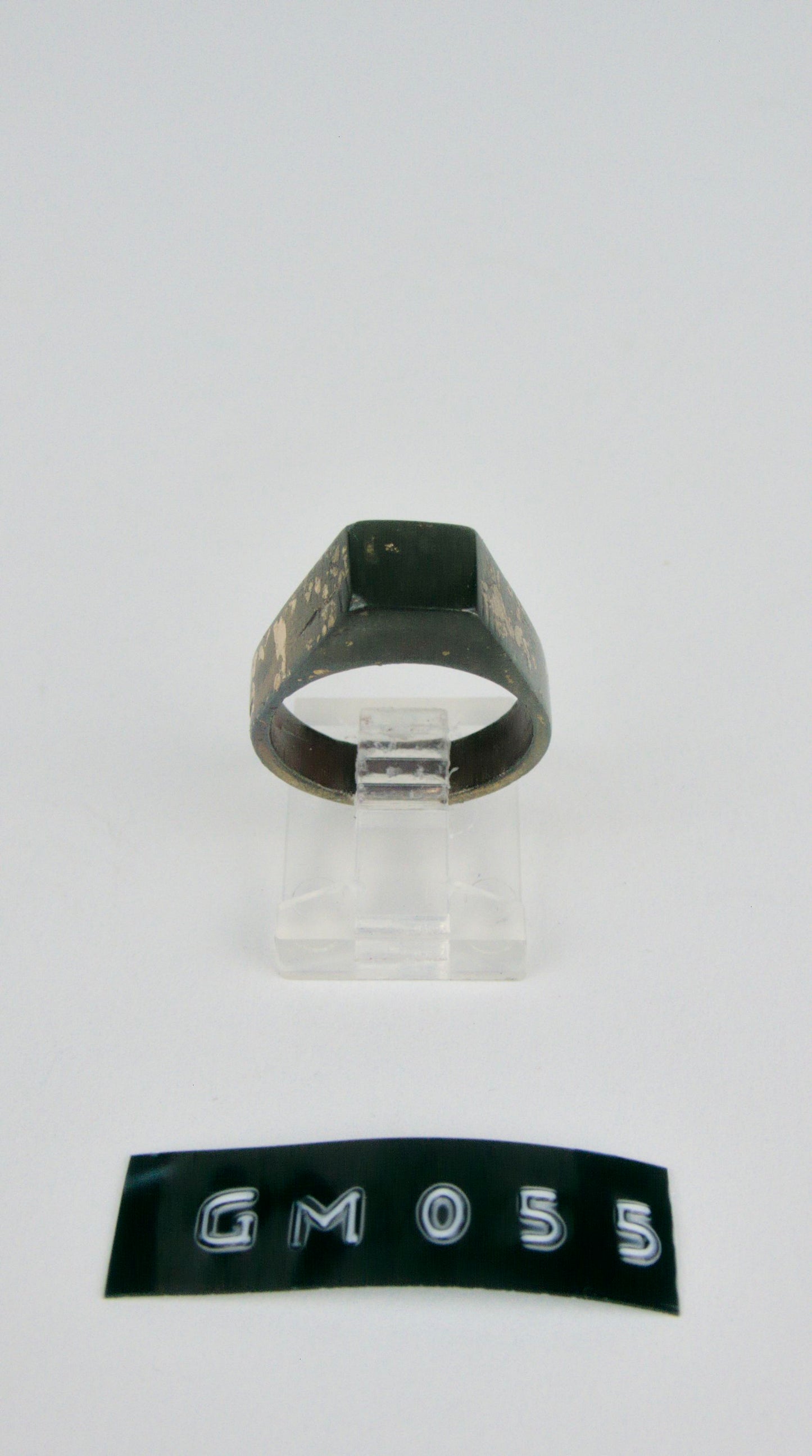 GM 055
