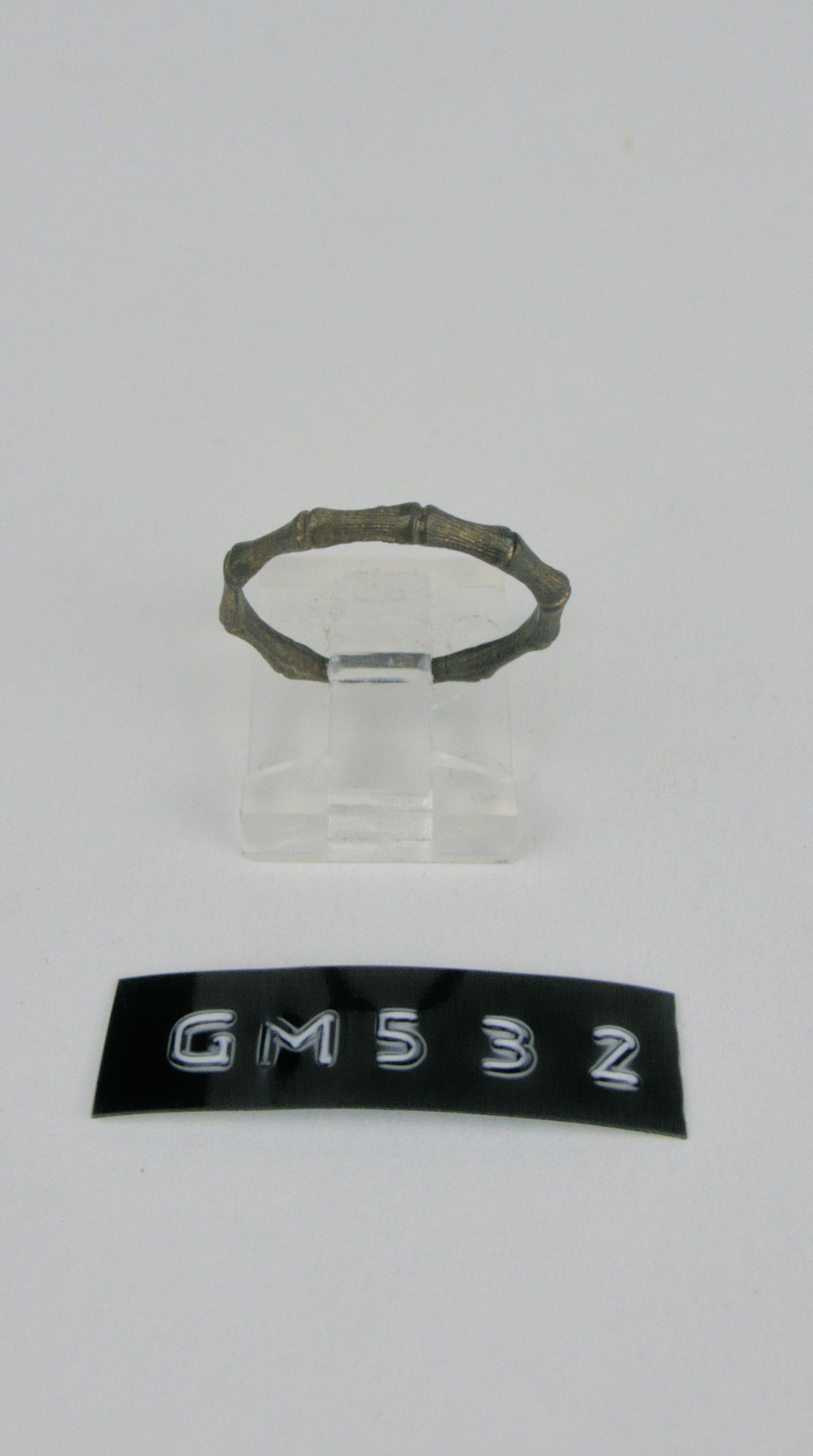 GM 532