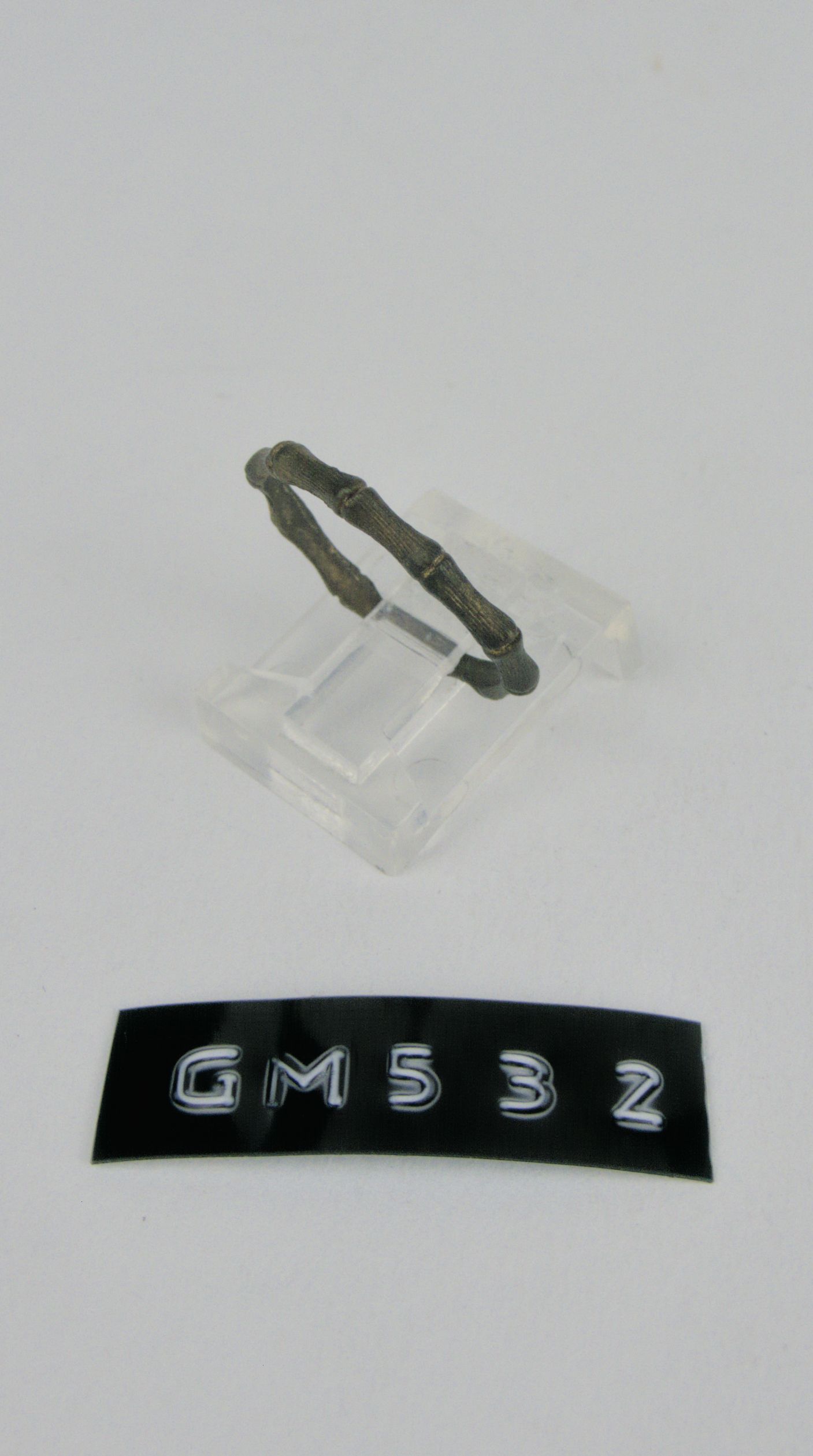GM 532
