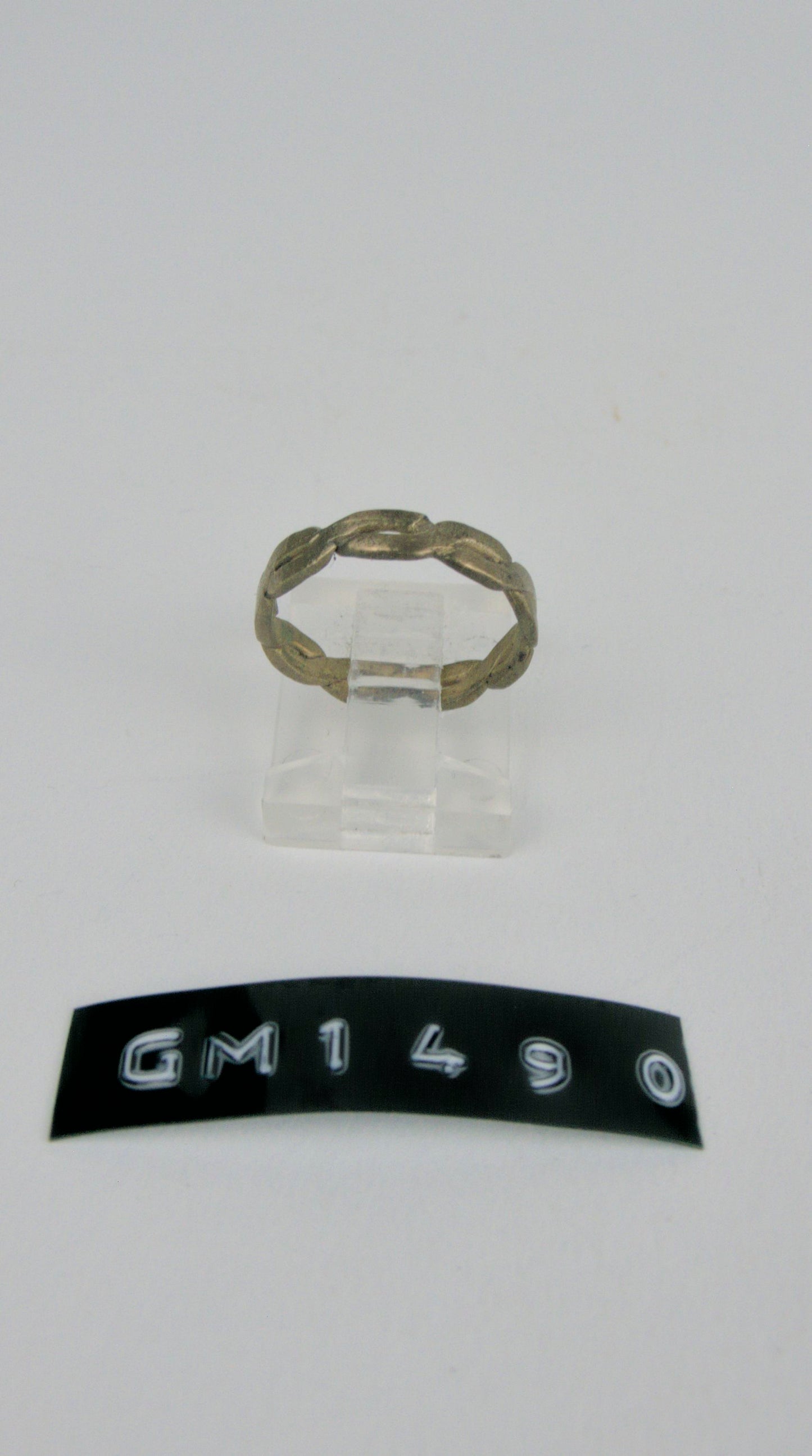 GM 1490