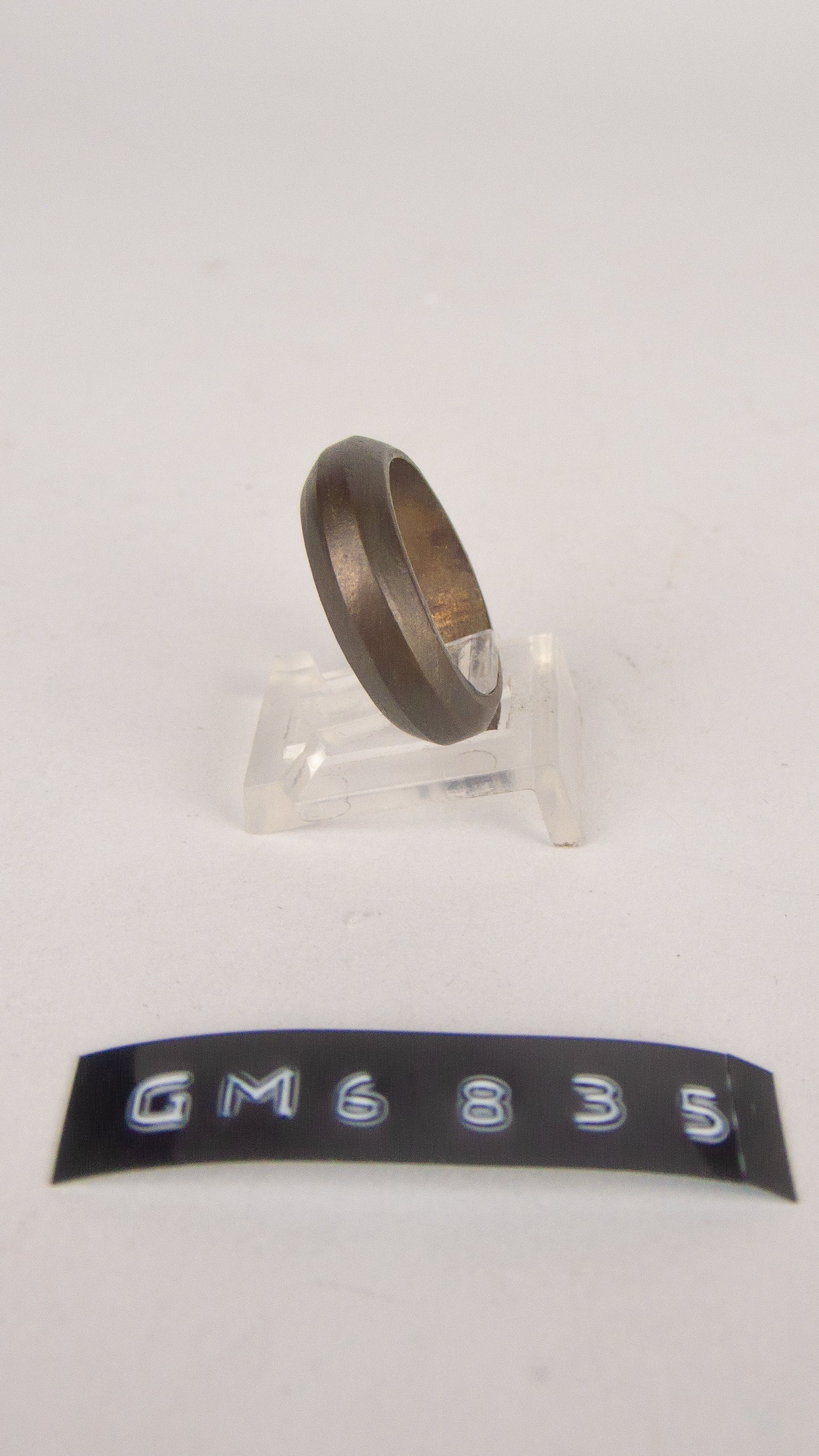 GM 6835