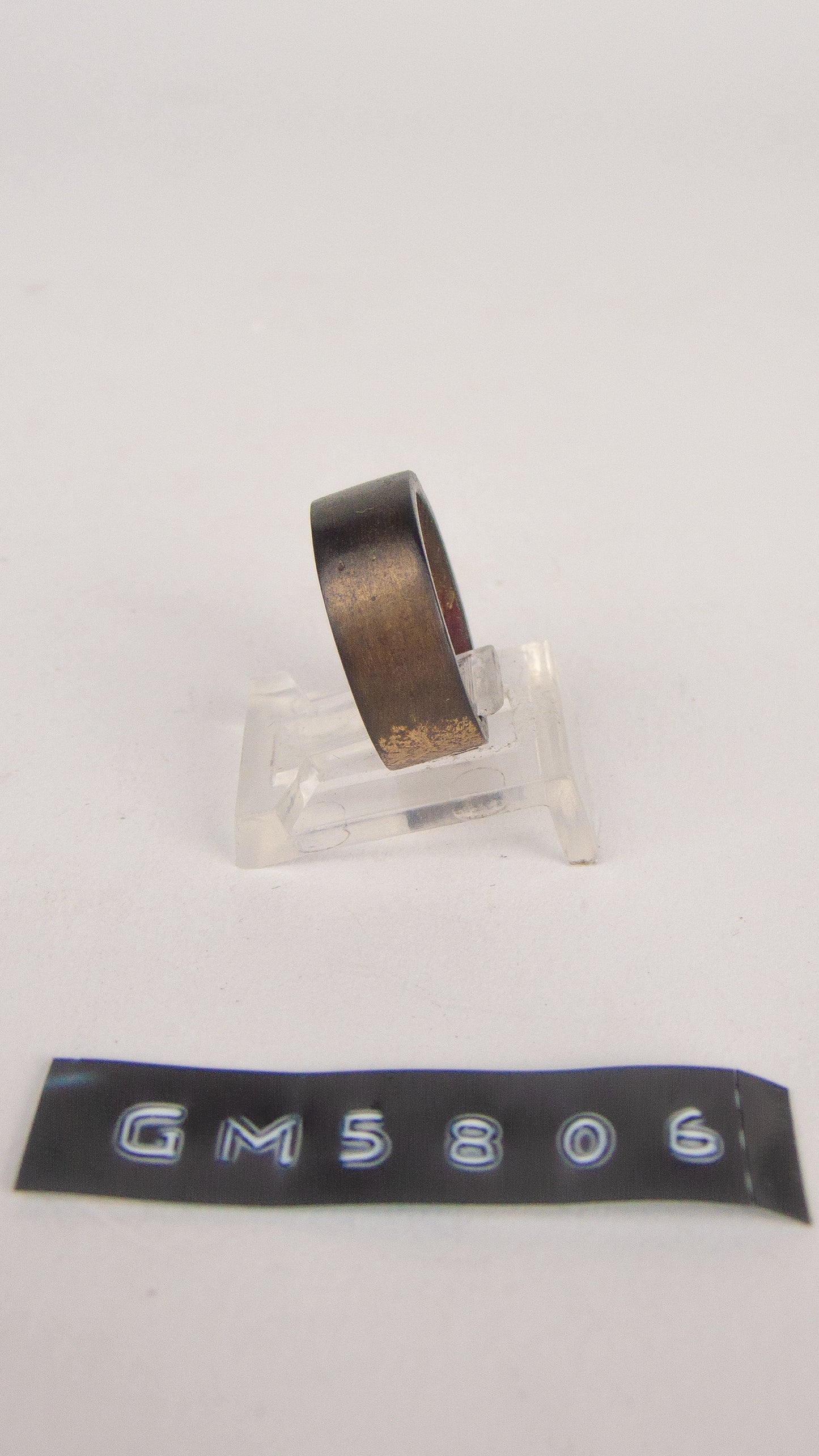 GM 5806