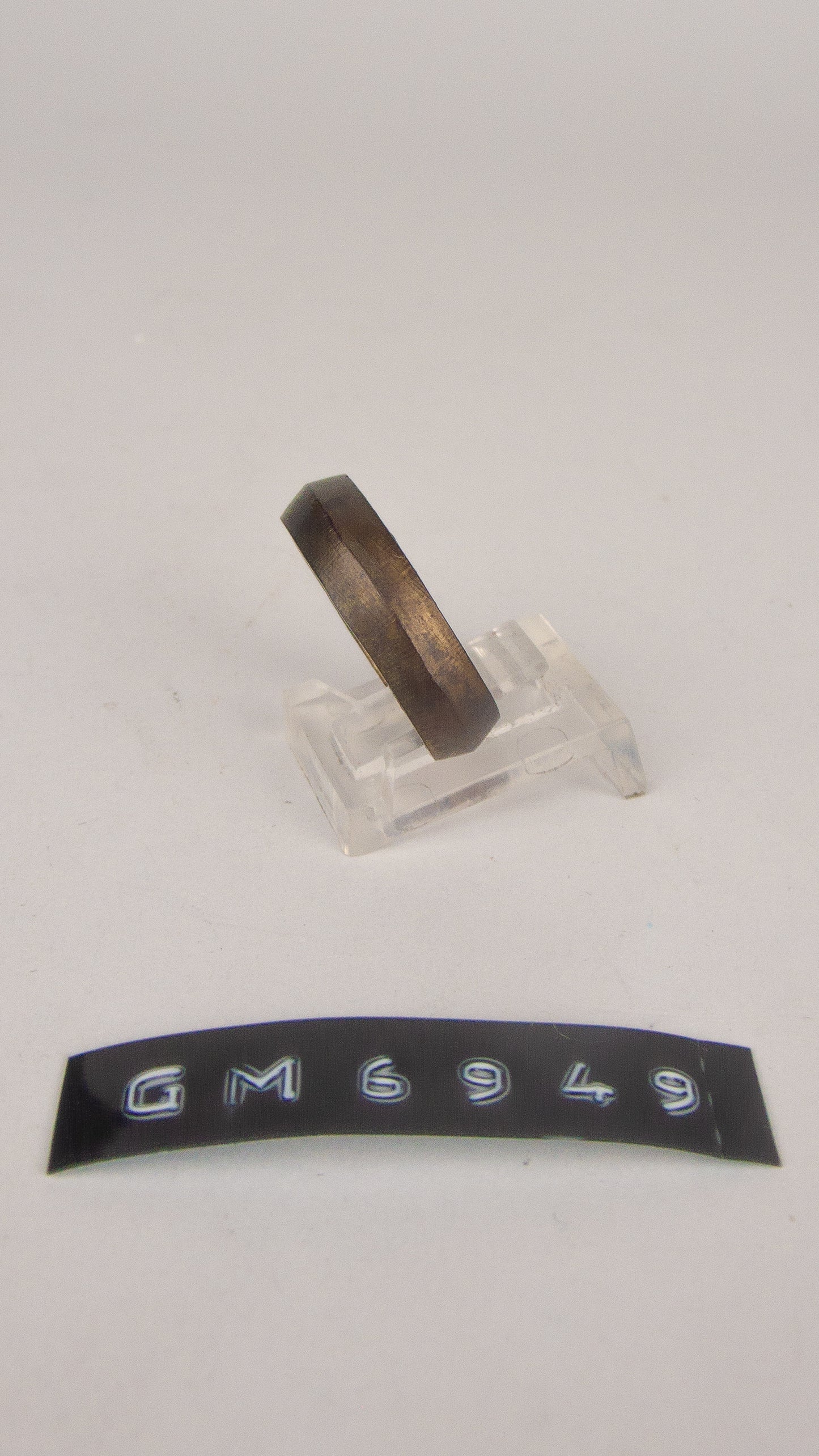 GM 6949