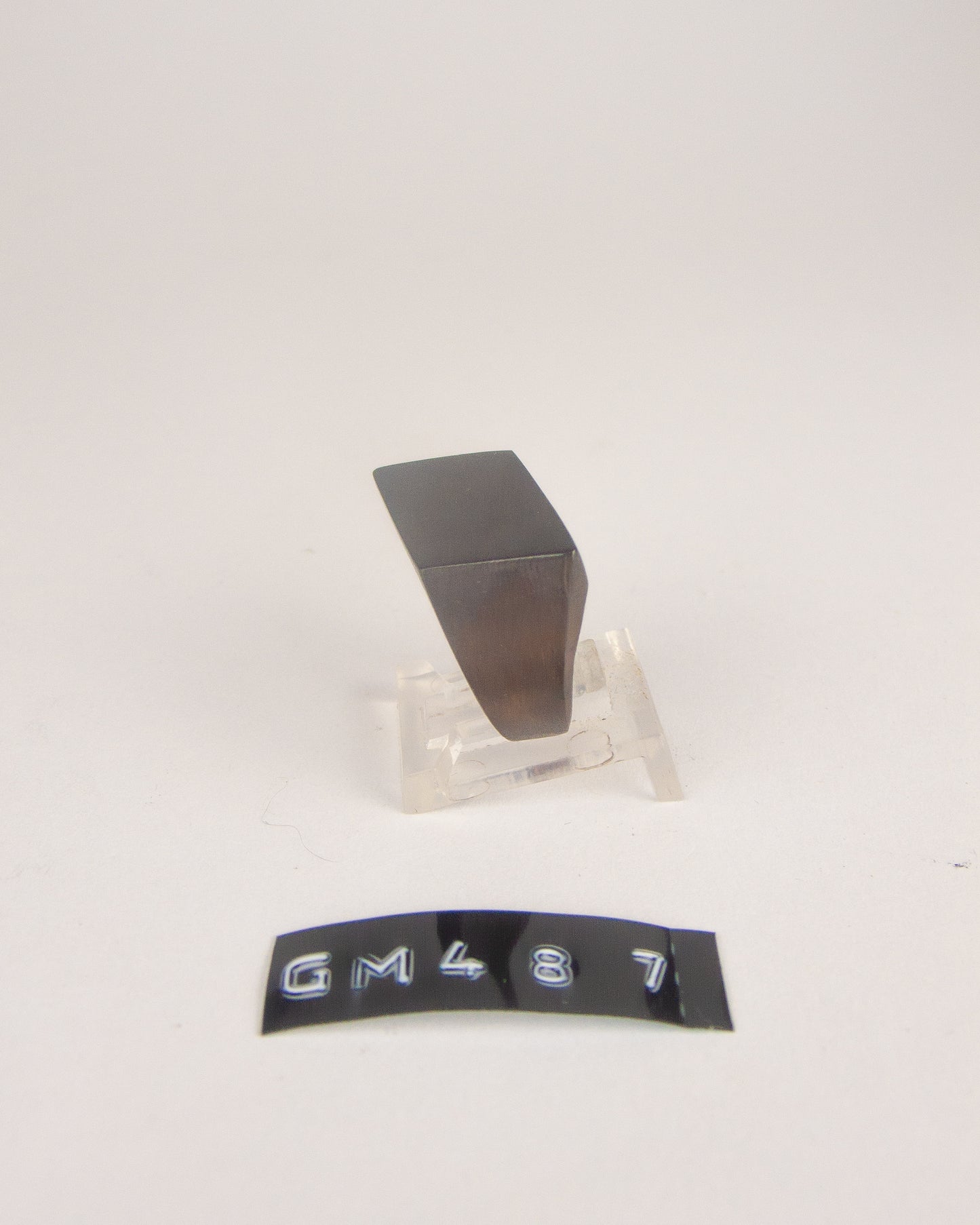 GM 487