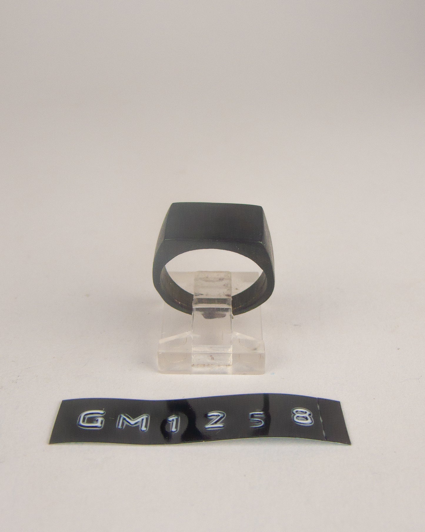 GM 1258