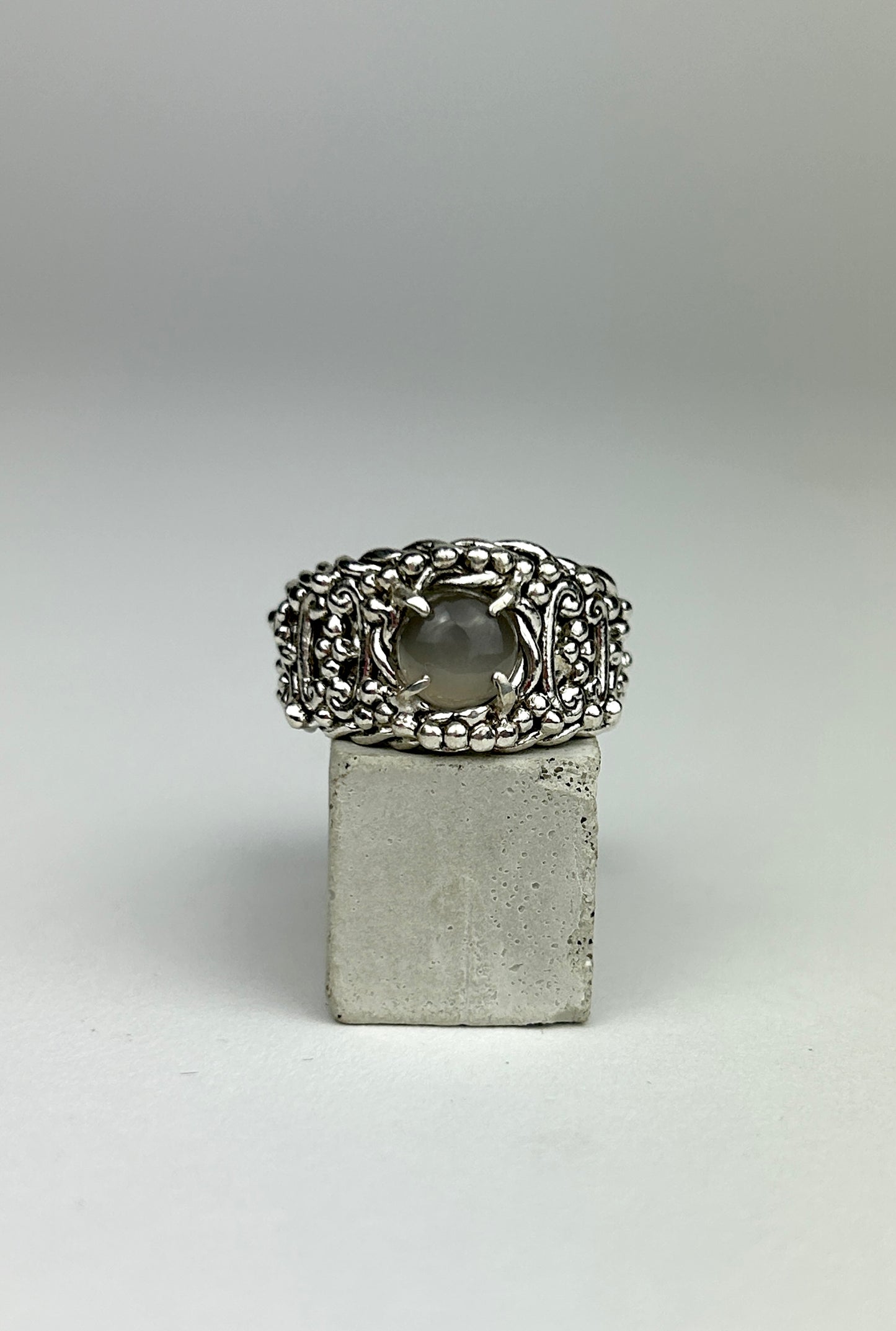 Harmonia Ring