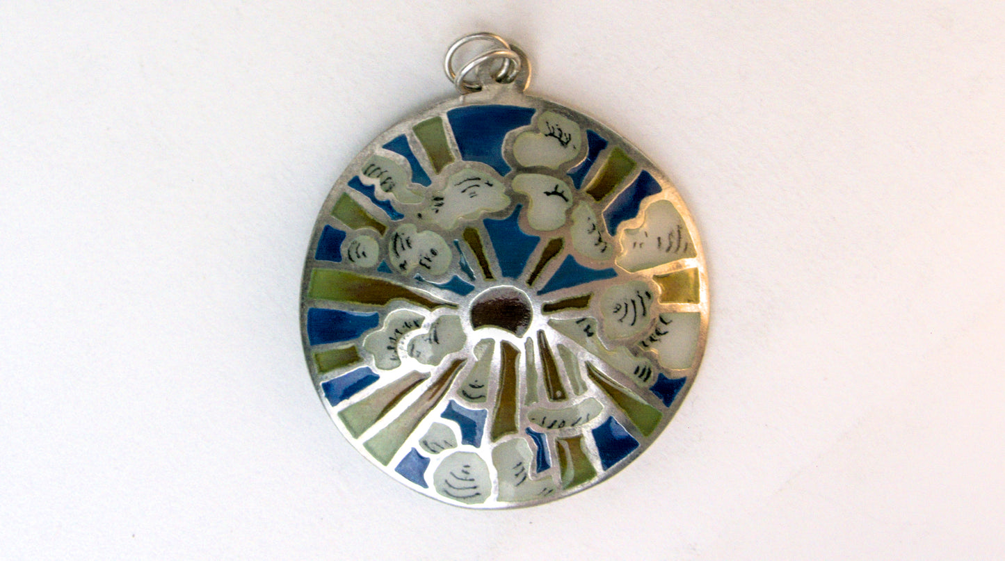 Rising Sun Domed Plique Medallion