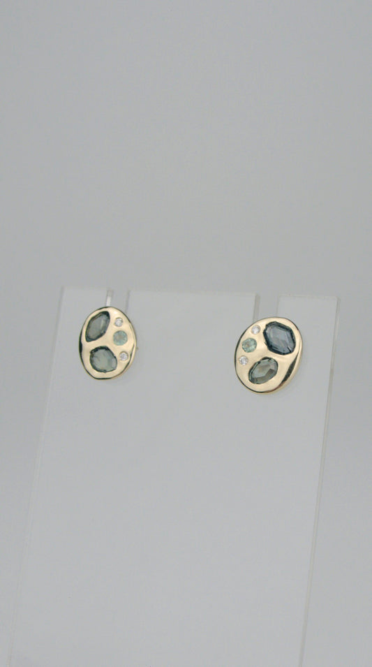 Pebble Studs