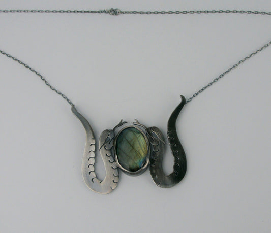 Snakes and Stones ‭