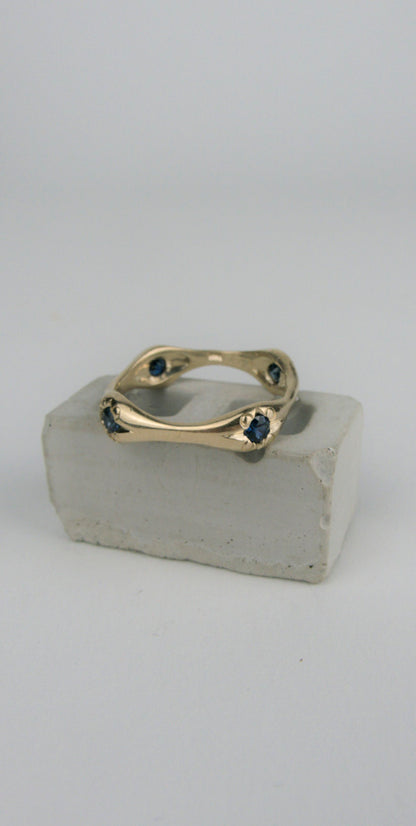 Four Points Band with 18k gold and Montana Sapphires