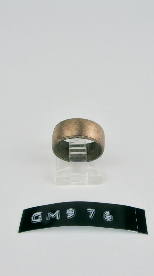 GM 976