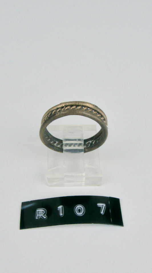 R 107
