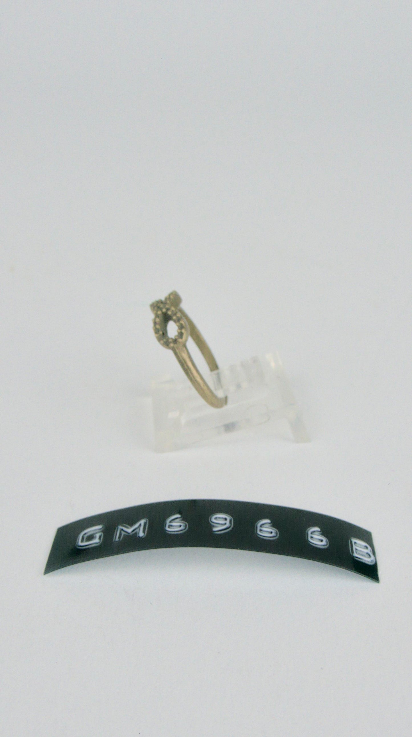 GM 6966B