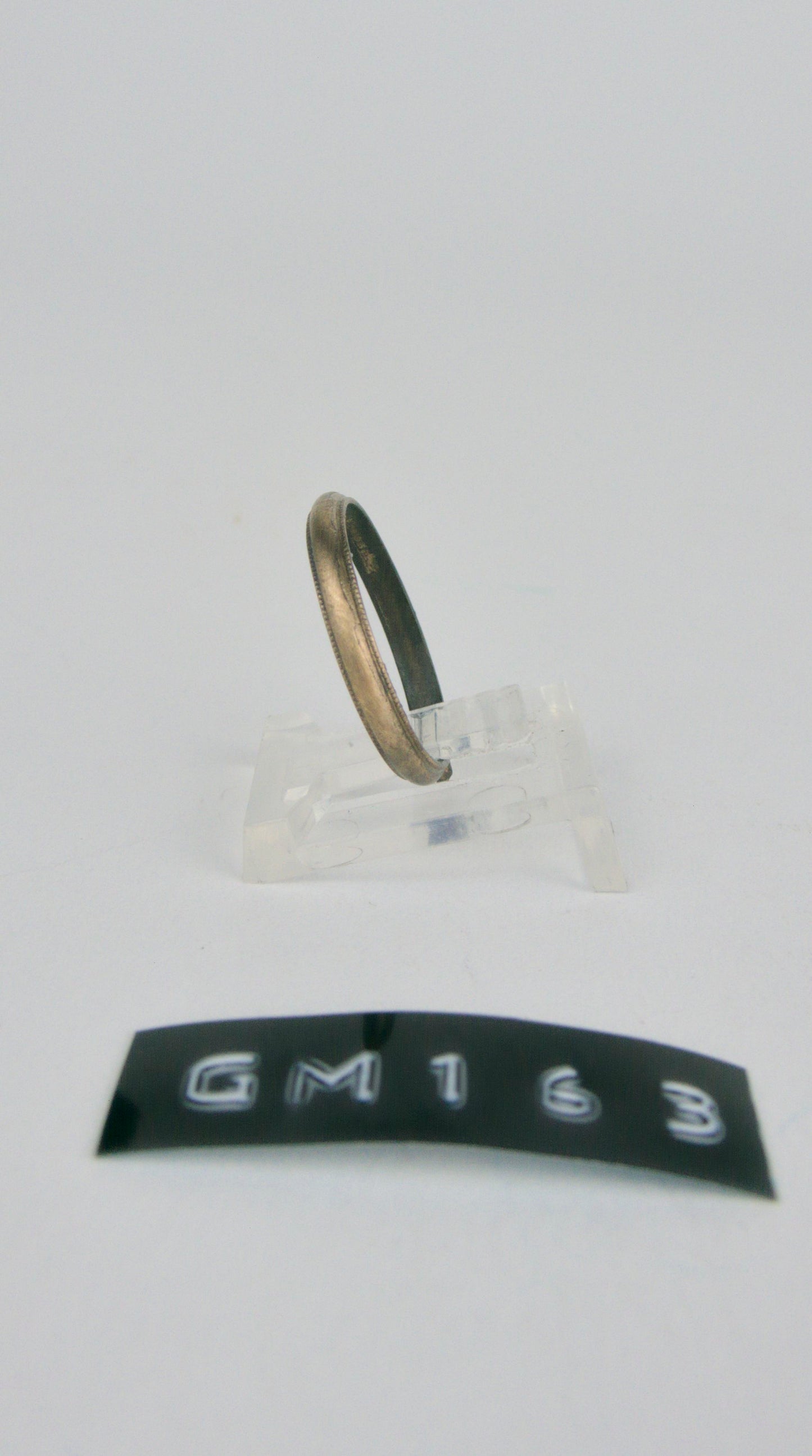 GM 163