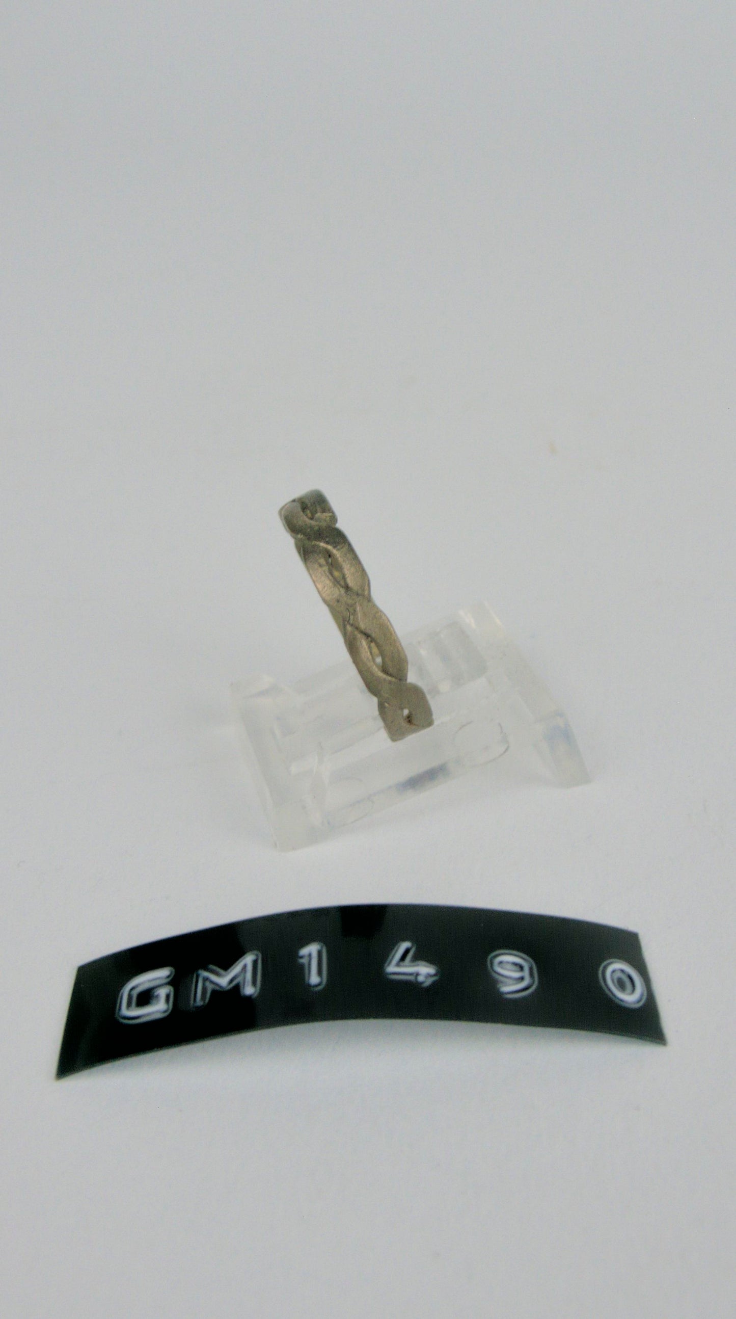 GM 1490