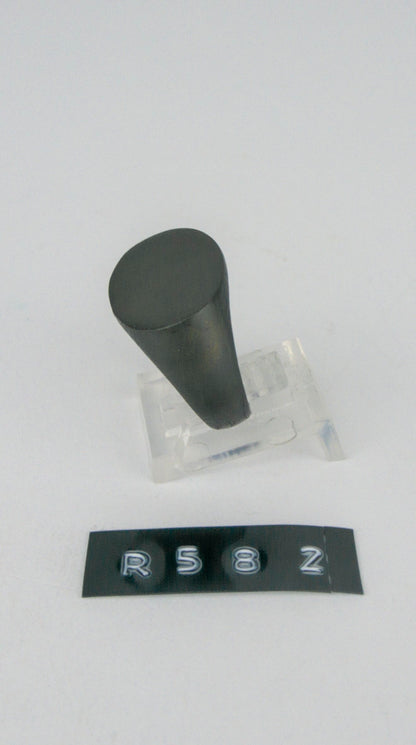 R 582
