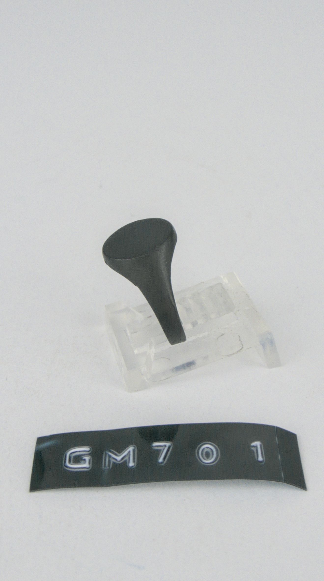 GM 701
