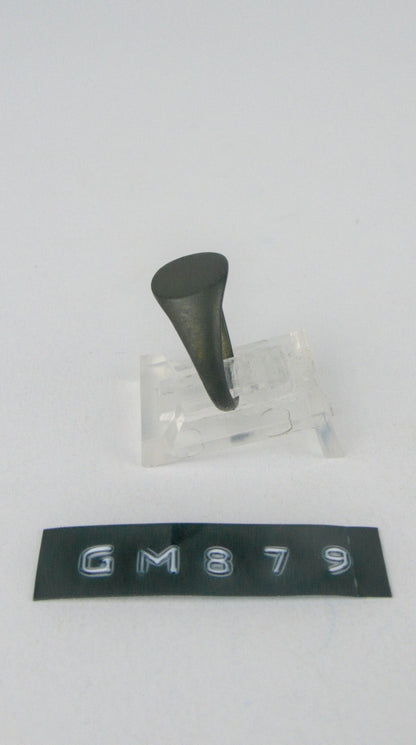 GM 879
