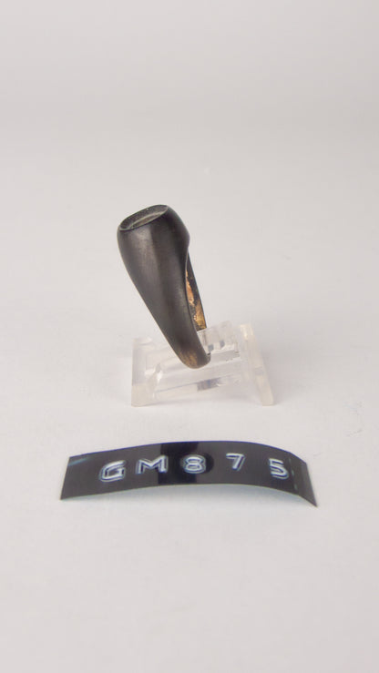 GM 875