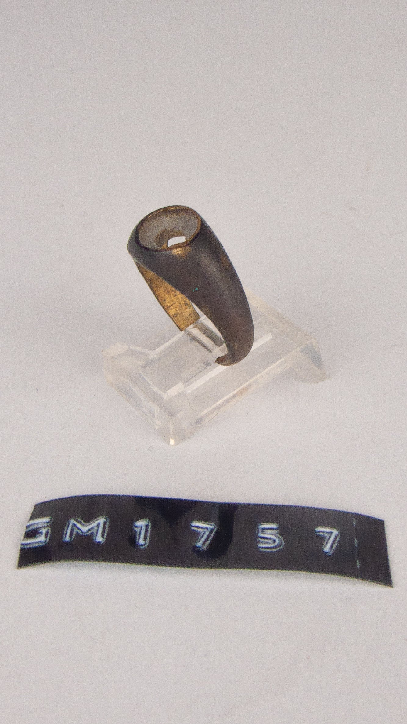 GM 1757