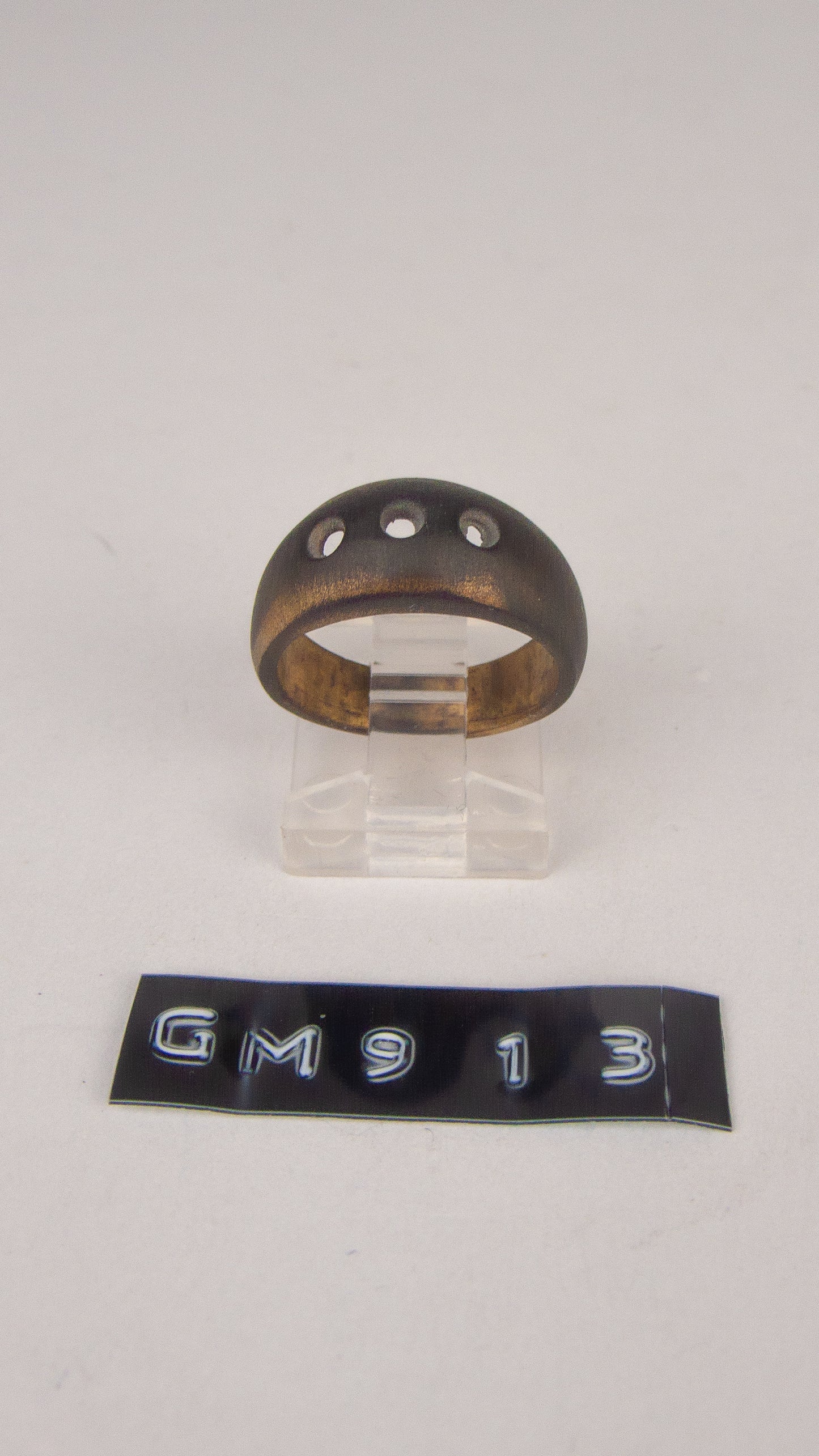 GM 913