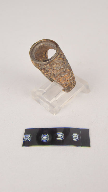 GMR 839