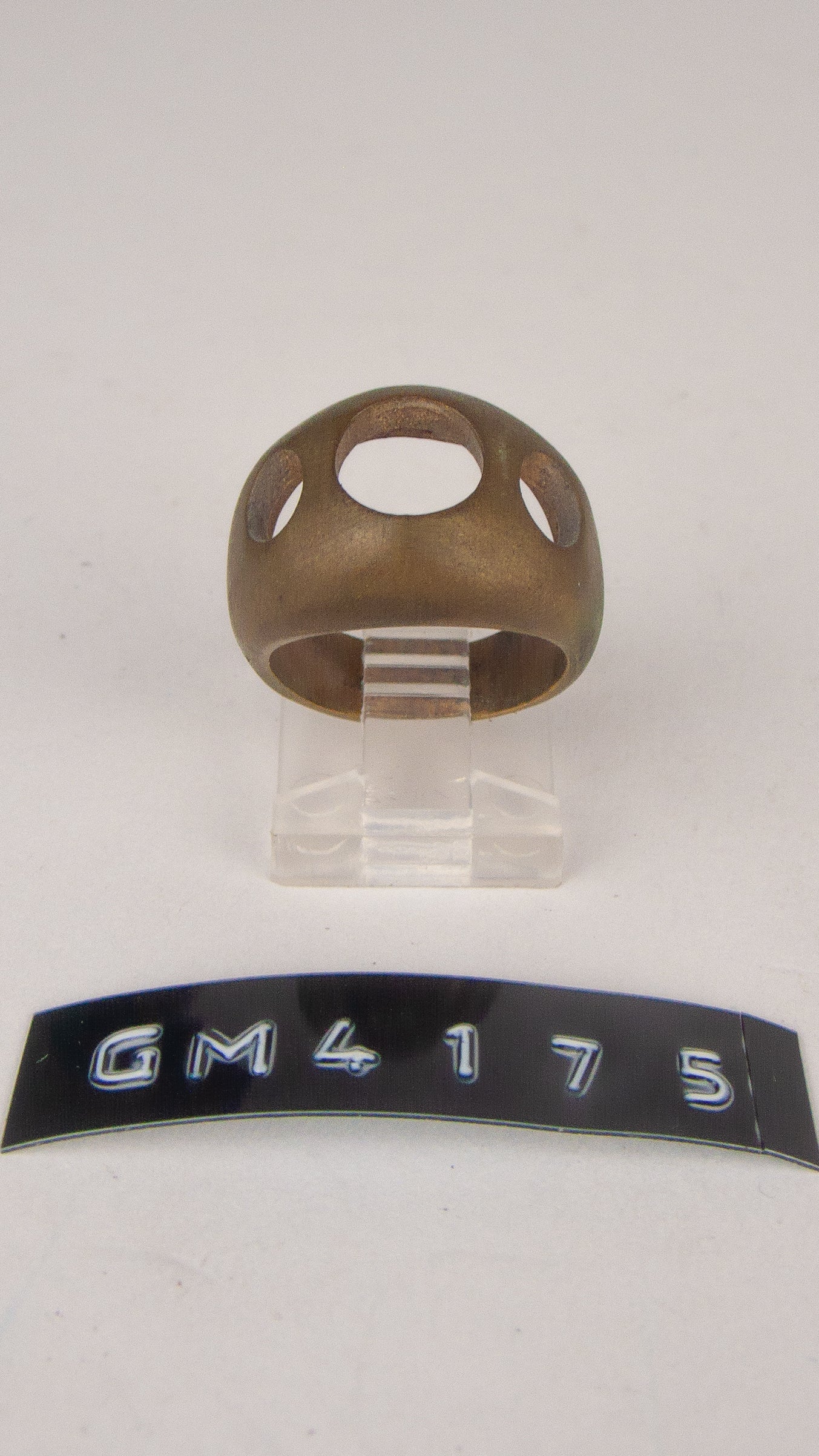 GM 4175