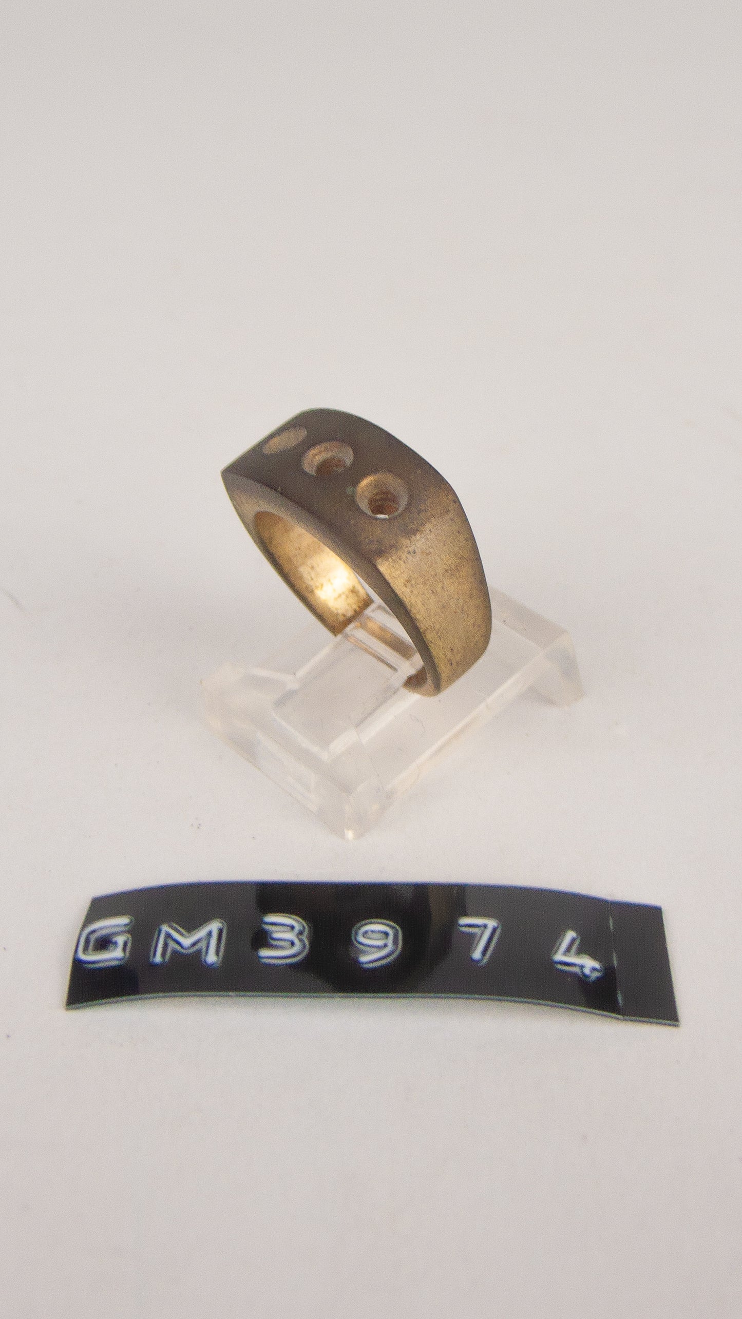 GM 3974