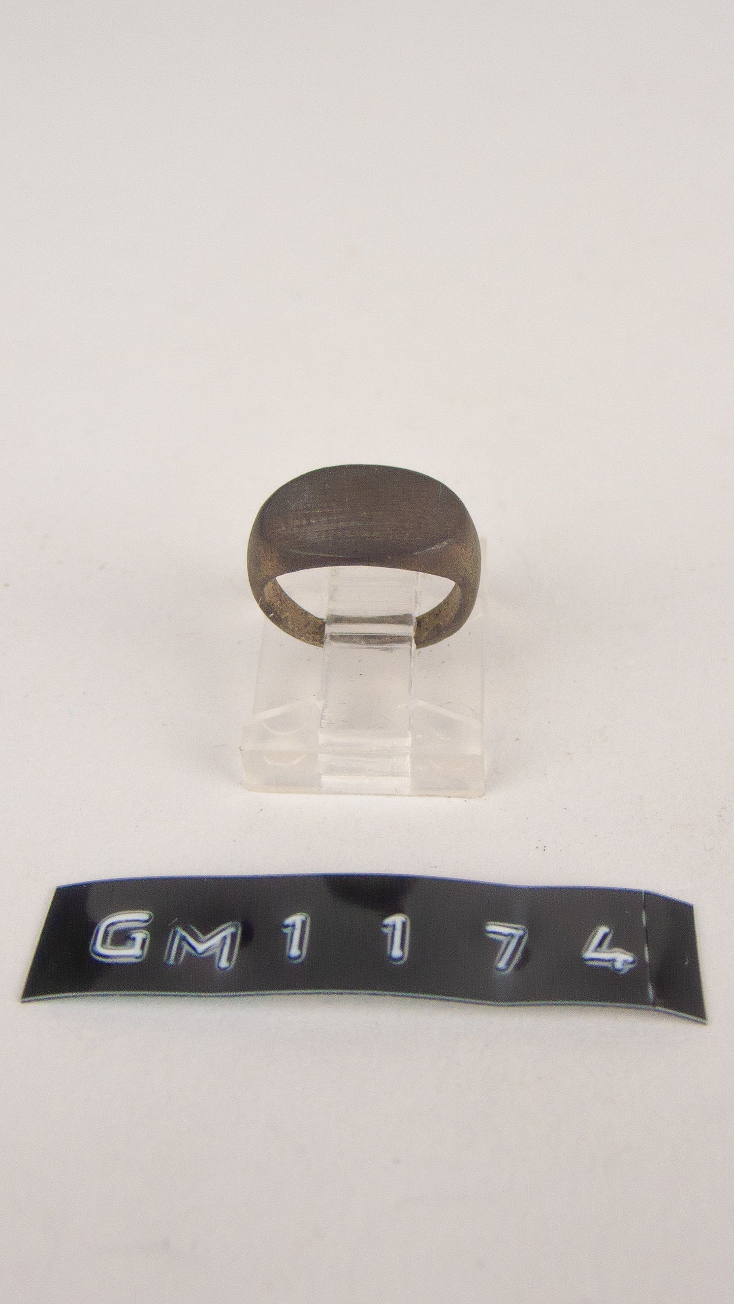GM 1174