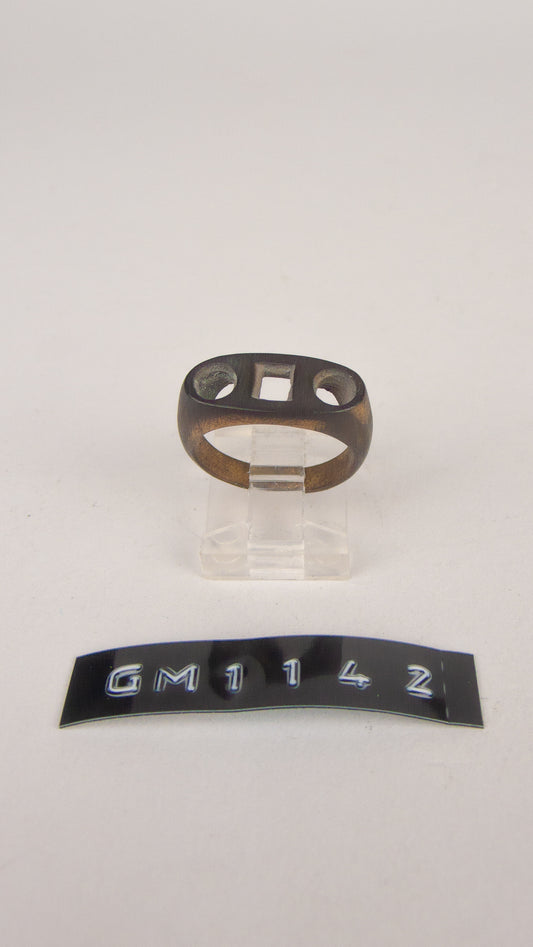 GM 1142