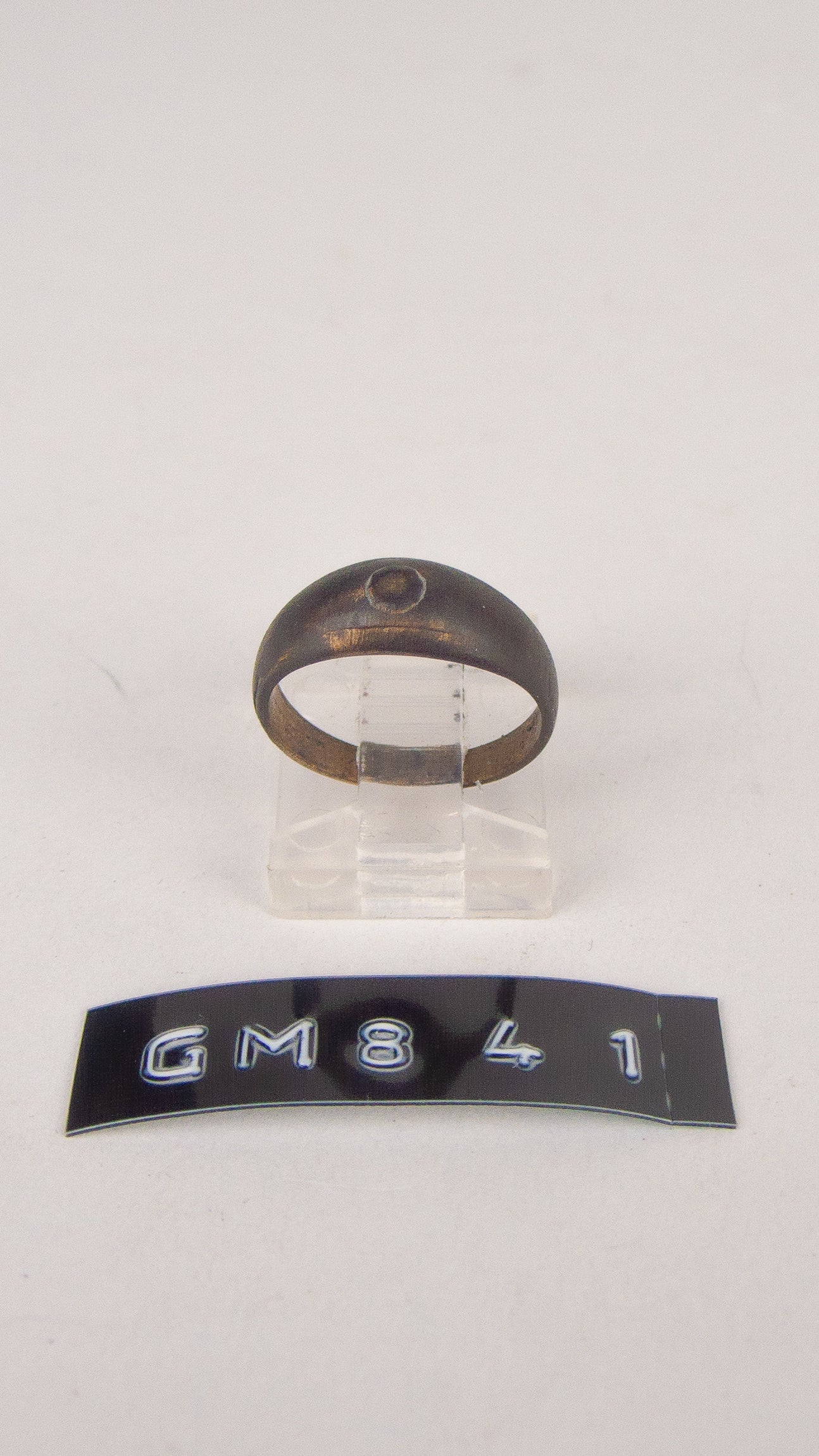 GM 841