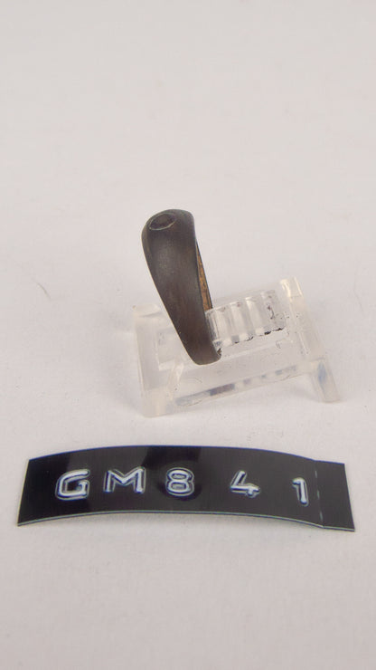 GM 841