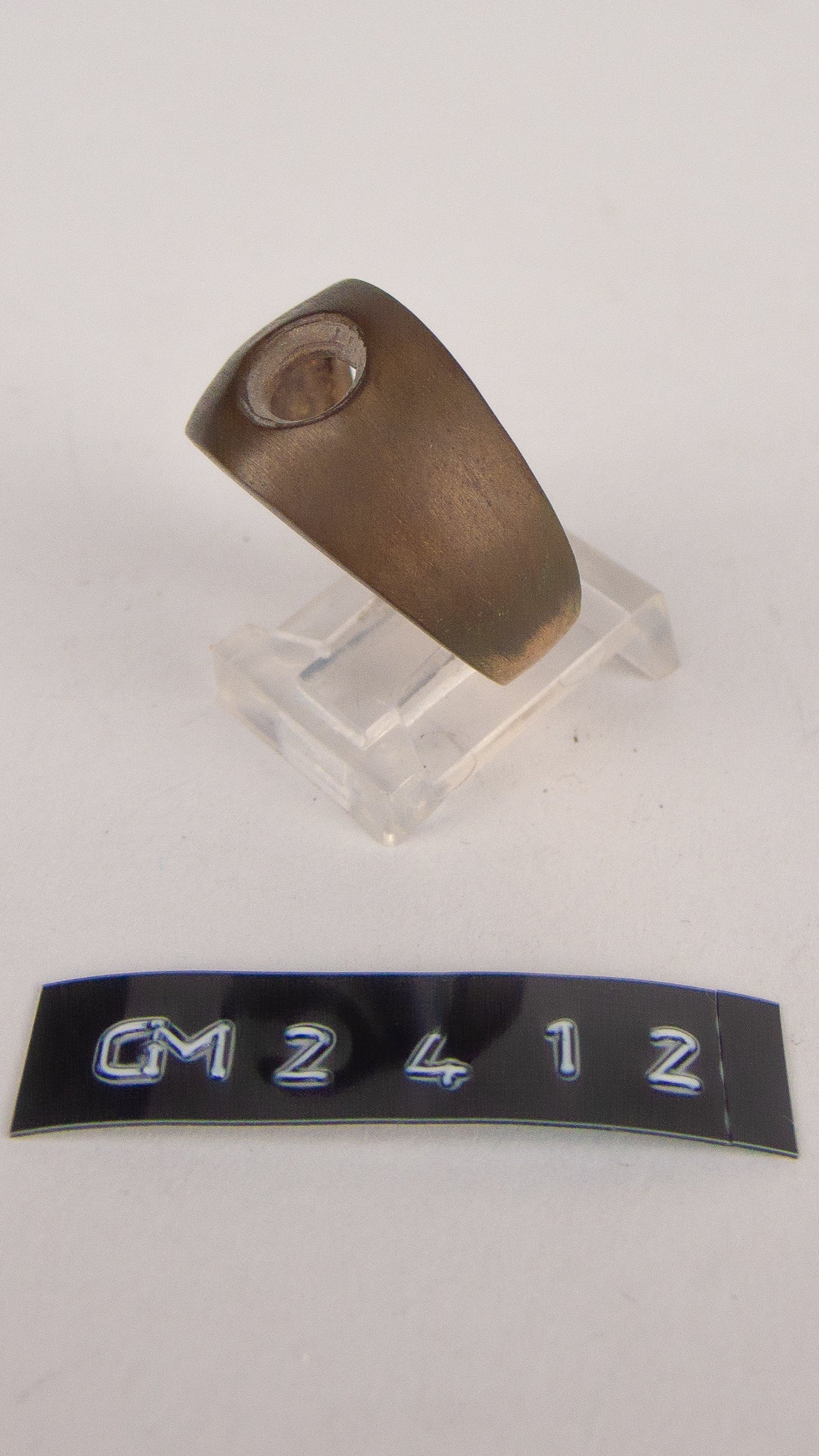 GM 2412