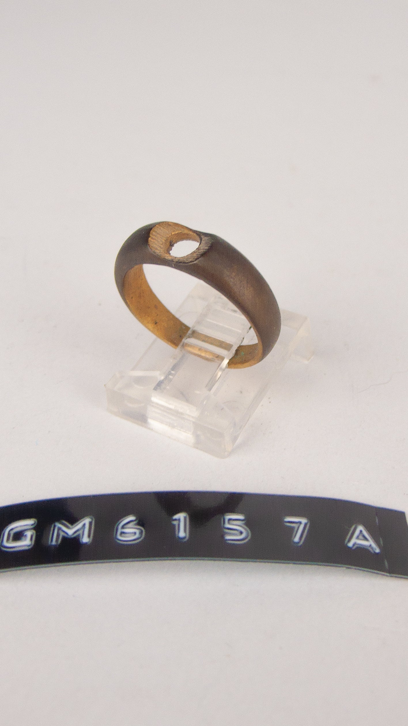 GM 6157A