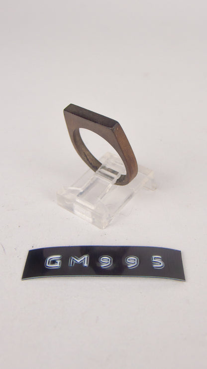 GM 995
