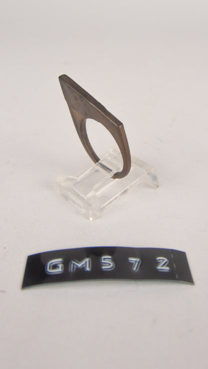 GM 572