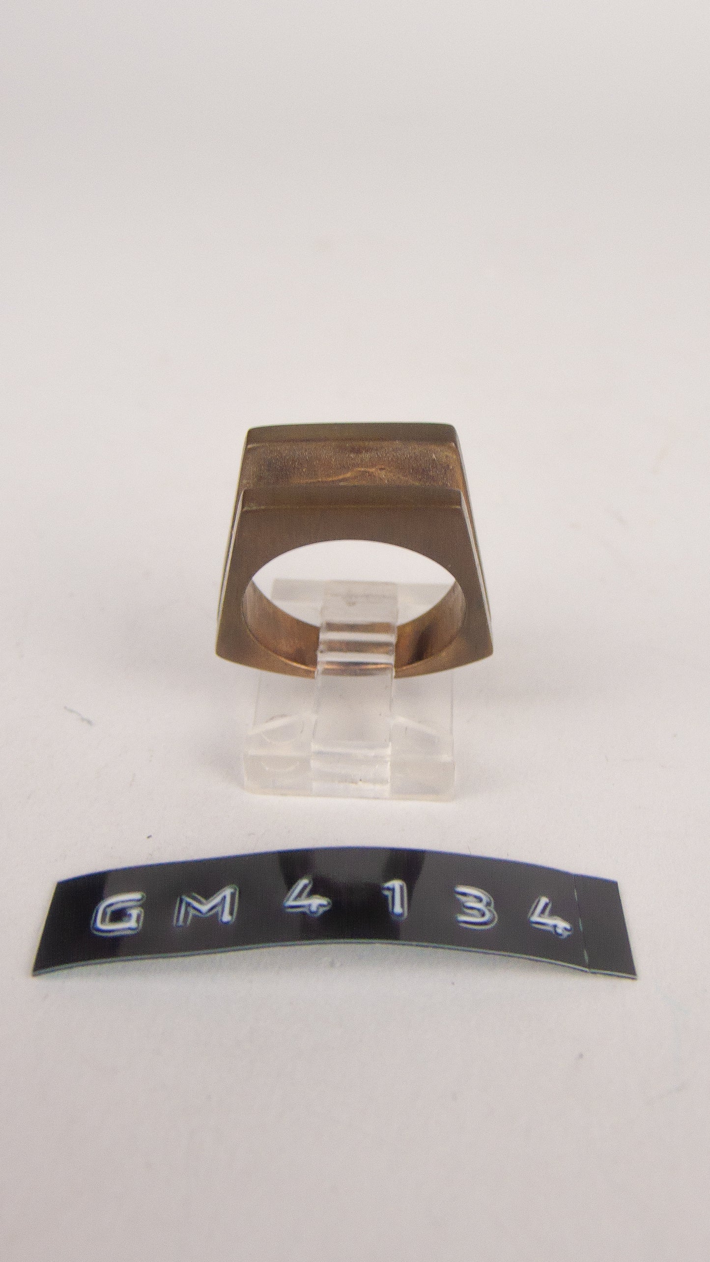 GM 4134