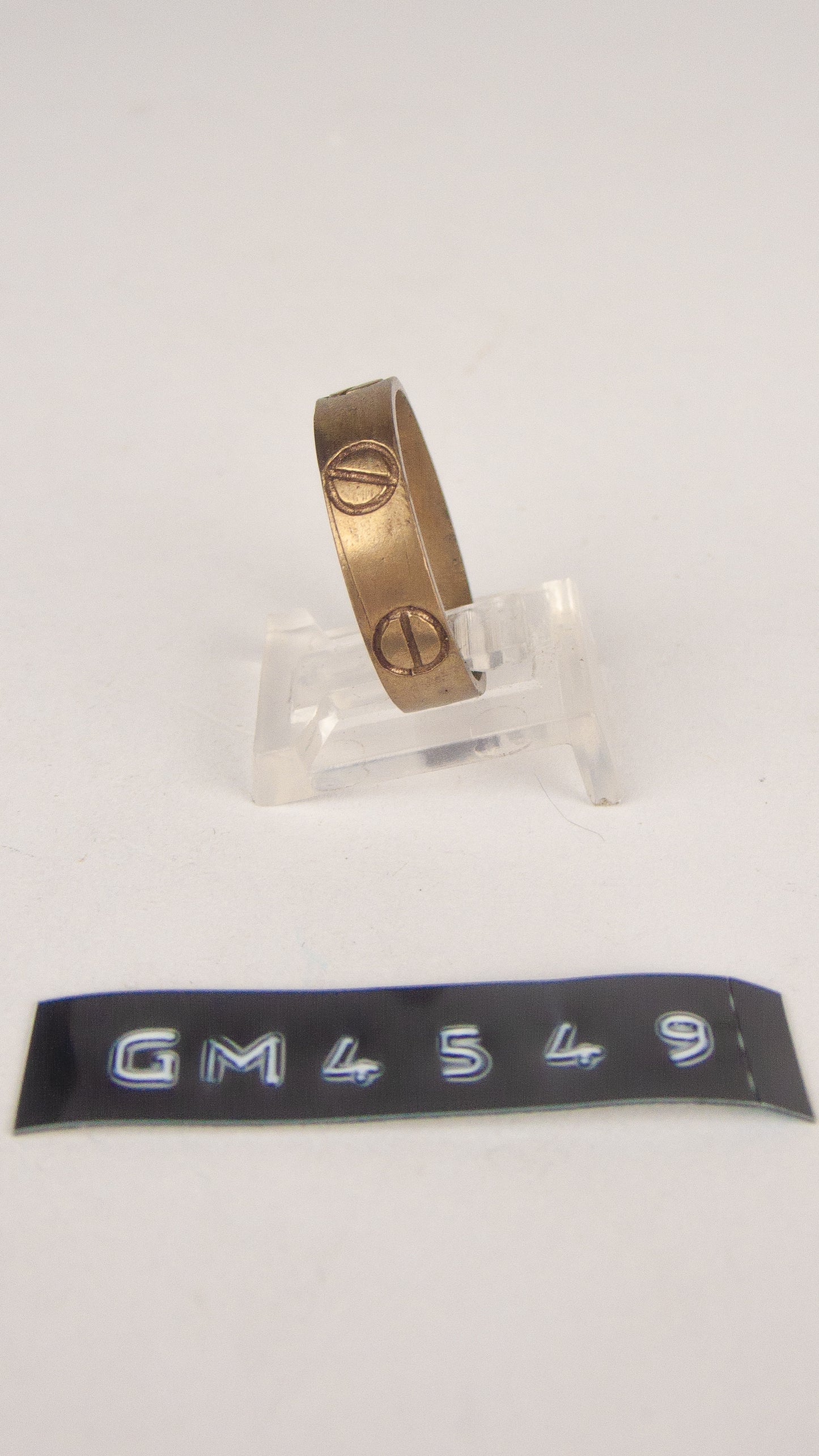 GM 4549