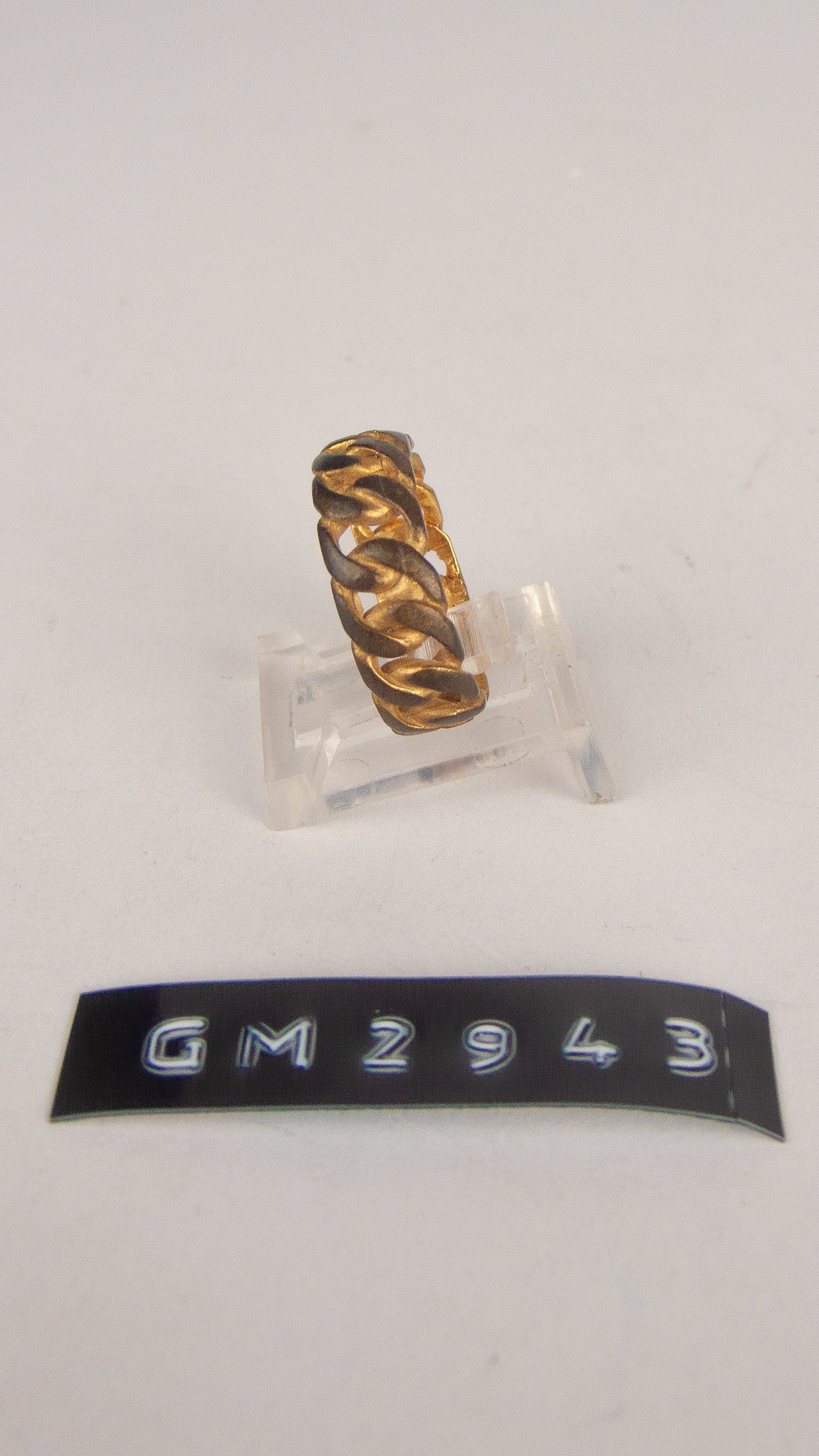 GM 2943