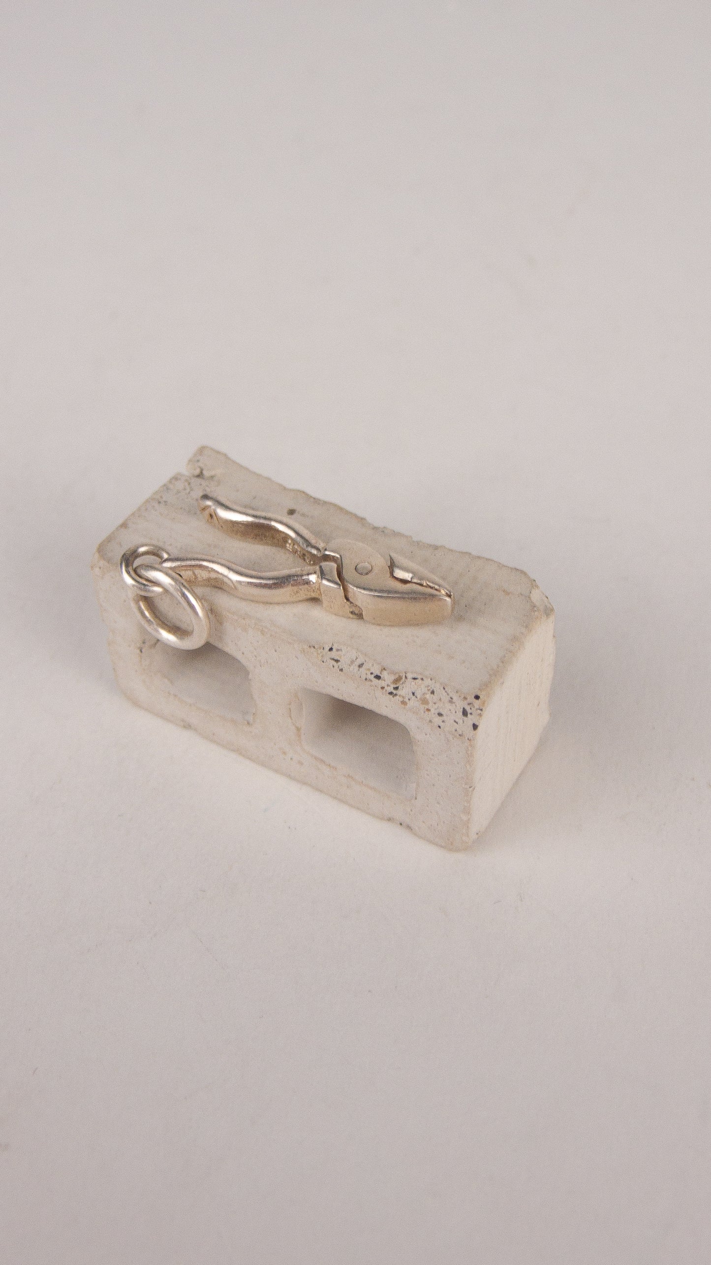 Tiny Pliers