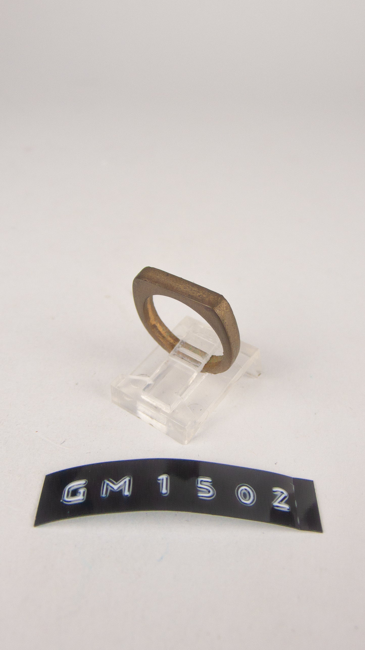 GM 1502